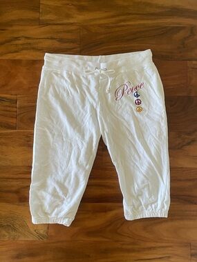 Feathers White Capri Sweatpants with Bedazzled Peace Sign Graphics